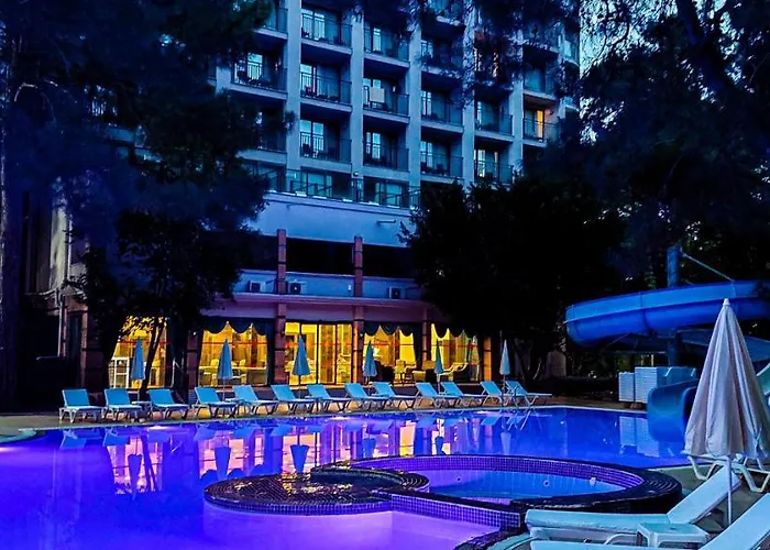Festival Nature Hotell Kemer